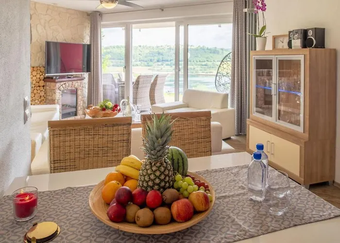 Maarpanorama In Het Maarberg * Schalkenmehren